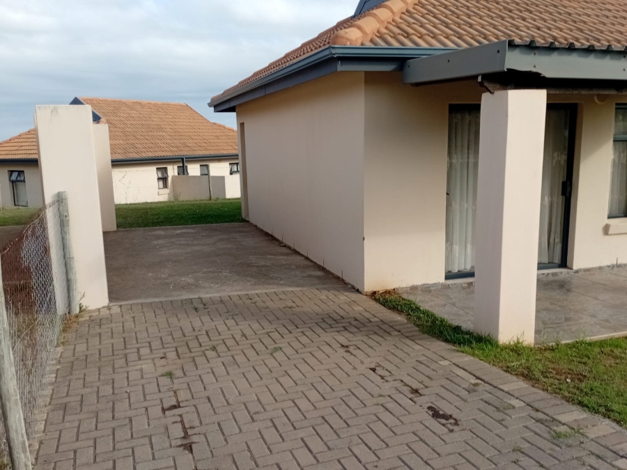 To Let 3 Bedroom Property for Rent in Kidds Beach Eastern Cape